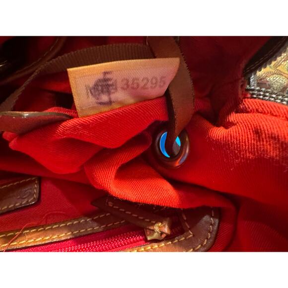 Dooney and Bourkey Wayfarer tote - Picture 7 of 7